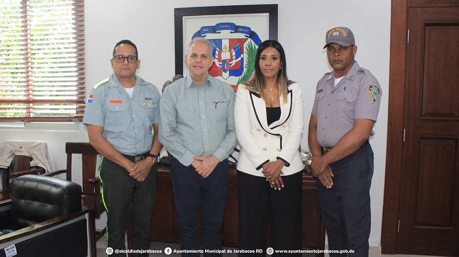 El alcalde, municipal, Lic. Joselito Abreu, sostuvo un encuentro con autoridades del municipio de Jarabacoa